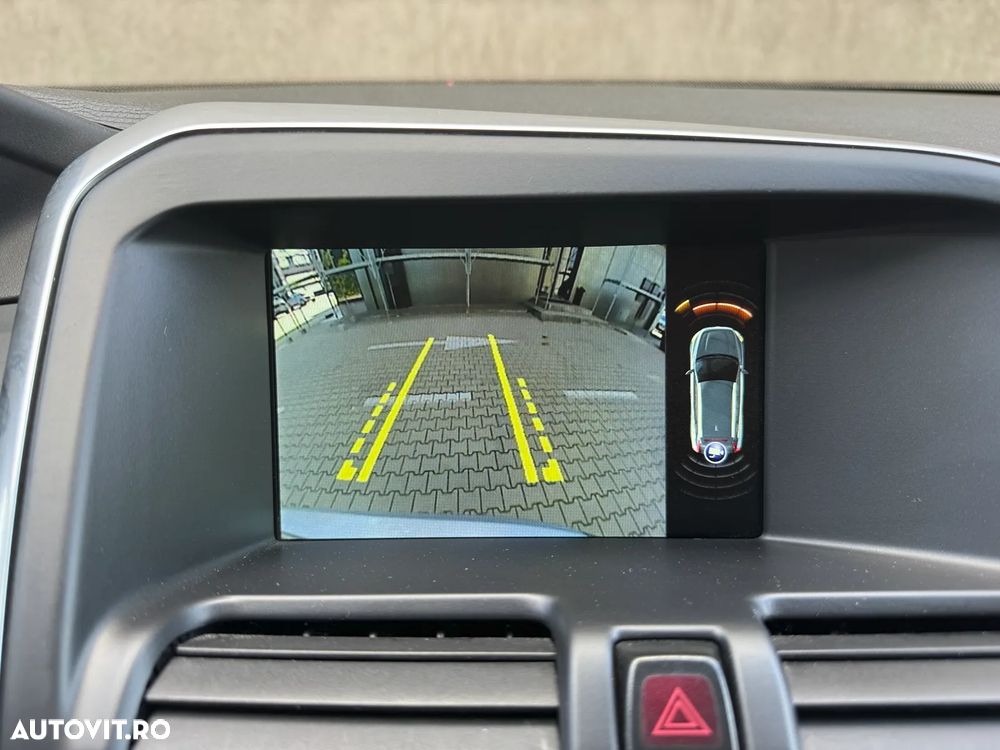 Volvo XC 60 D4 Geartronic Summum - 19