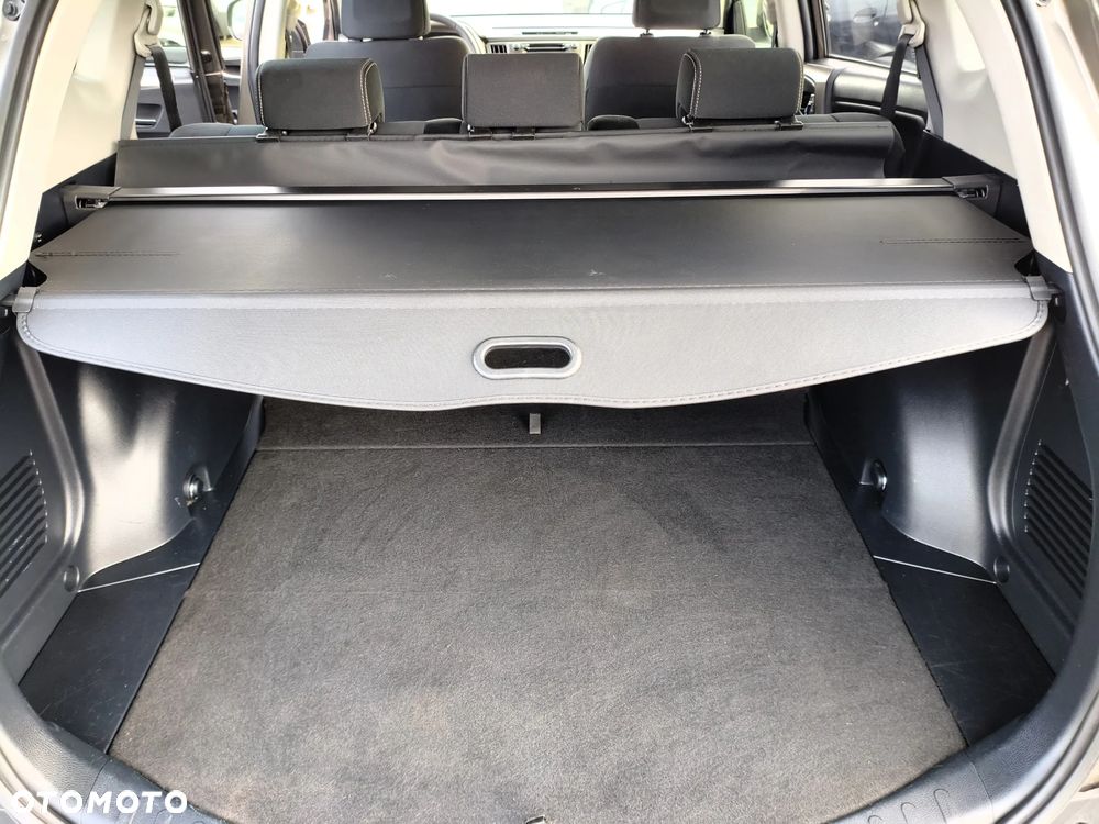Toyota RAV4 - 18