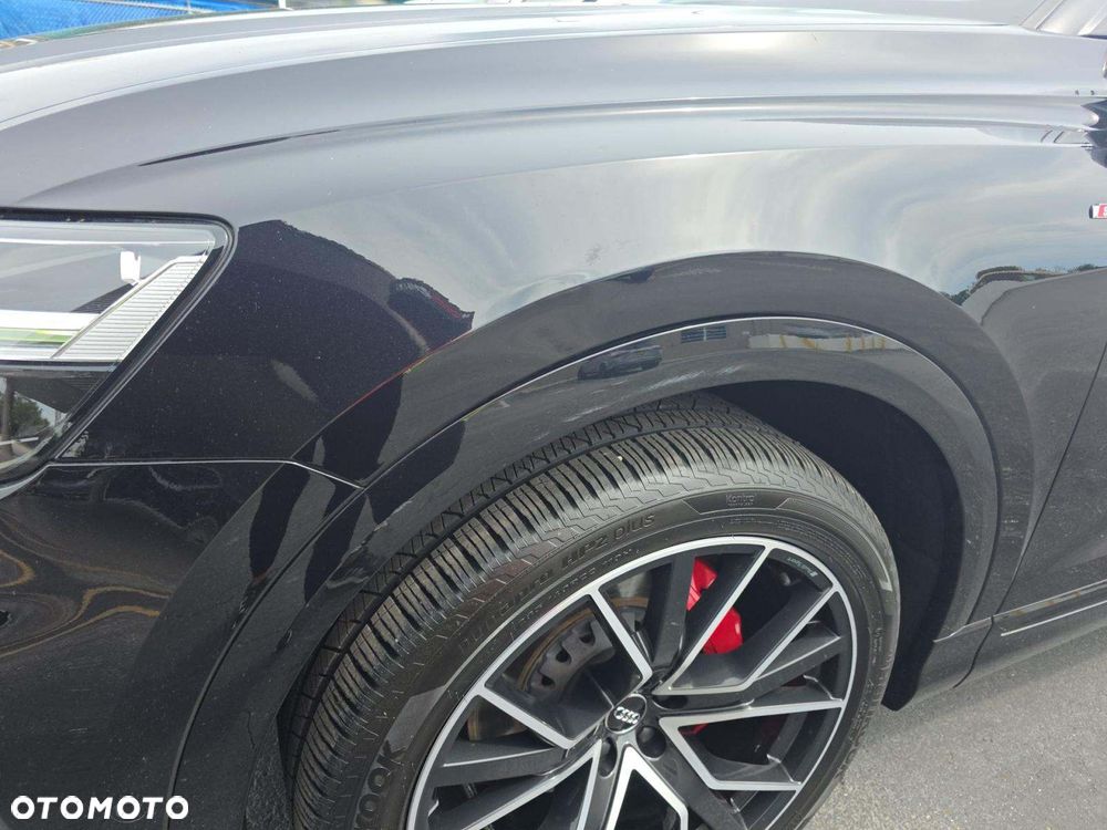 Audi Q8 55 TFSI quattro tiptronic - 15