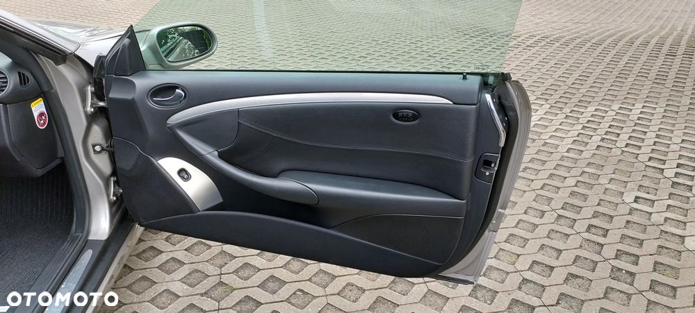 Mercedes-Benz CLK - 37