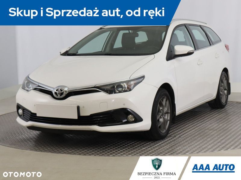 Toyota Auris - 3