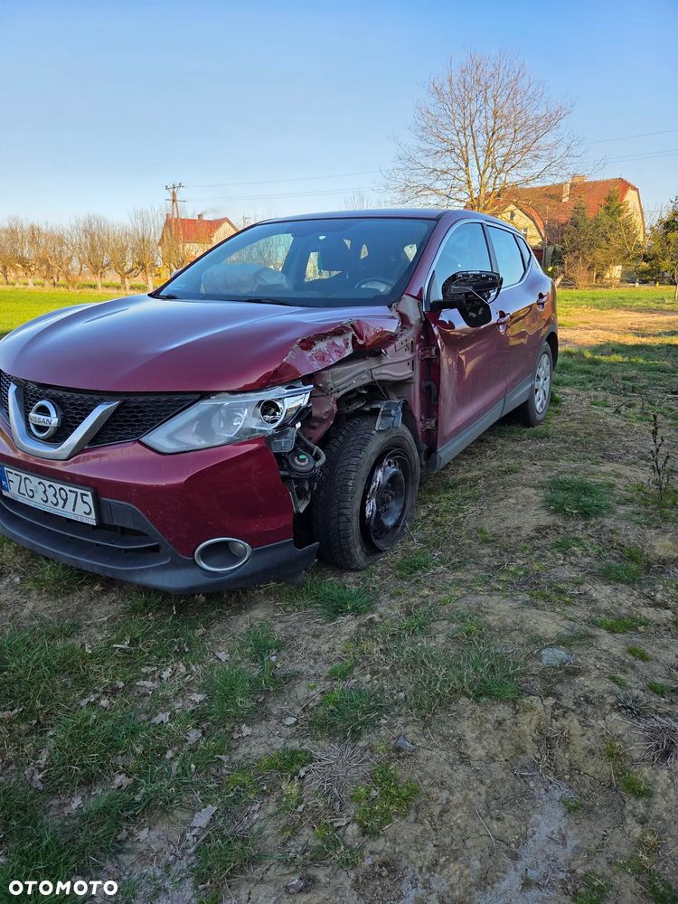 Nissan Qashqai - 4