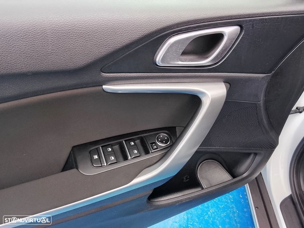 Kia XCeed 1.0 T-GDI Dynamic - 17