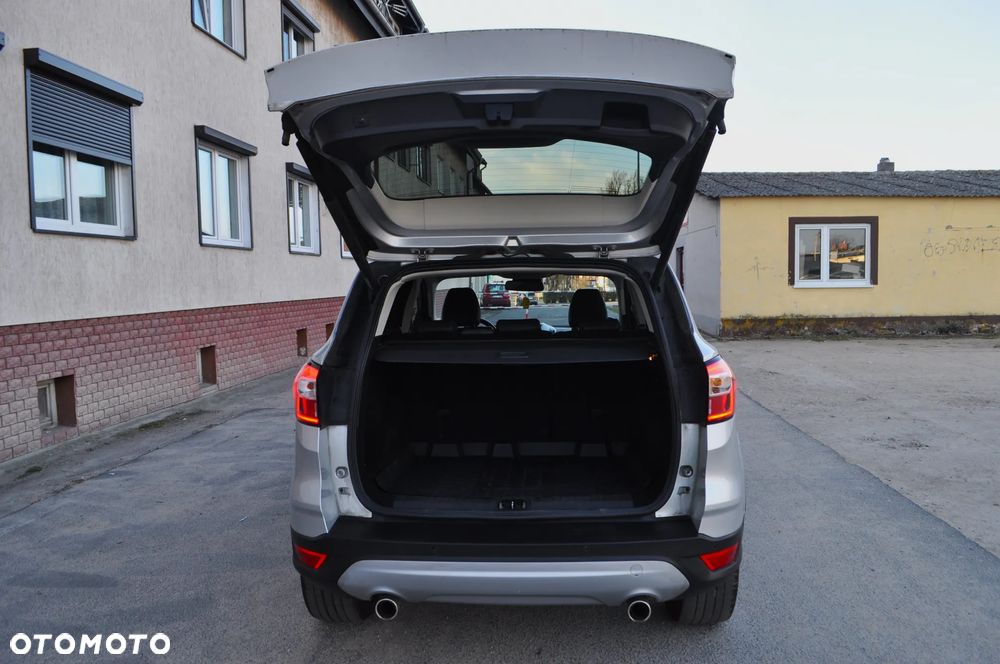 Ford Kuga 2.0 TDCi 4x4 Titanium - 9