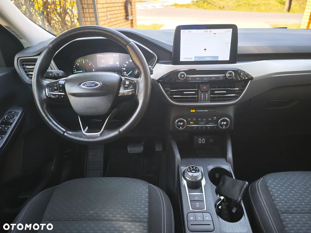 Ford Kuga 1.5 EcoBlue TITANIUM - 32