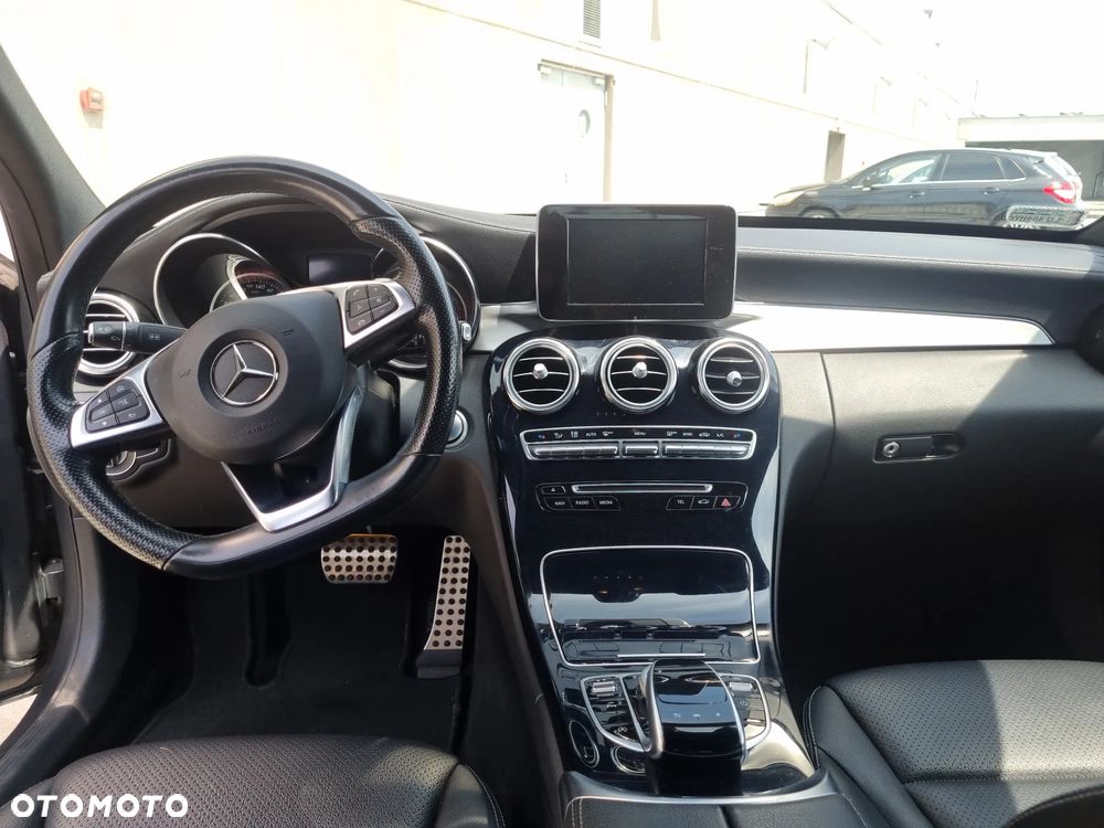Mercedes-Benz Klasa C 200 4-Matic 9G-TRONIC - 5