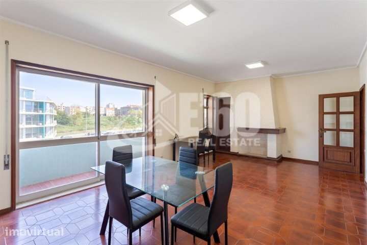 APARTAMENTO T5 CENTRO DE ESPINHO - Grande imagem: 2/18