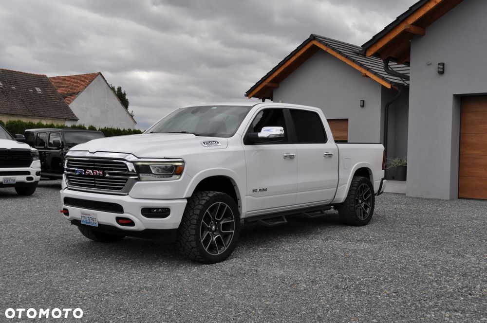 RAM 1500 Crew Cab Laramie - 13