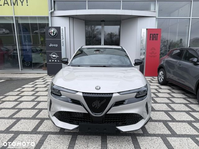 Alfa Romeo Junior 1.2 mHEV Ti eDCT - 6