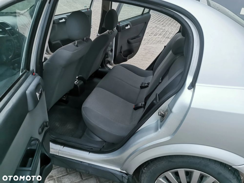 Opel Astra 1.4 Enjoy - 11