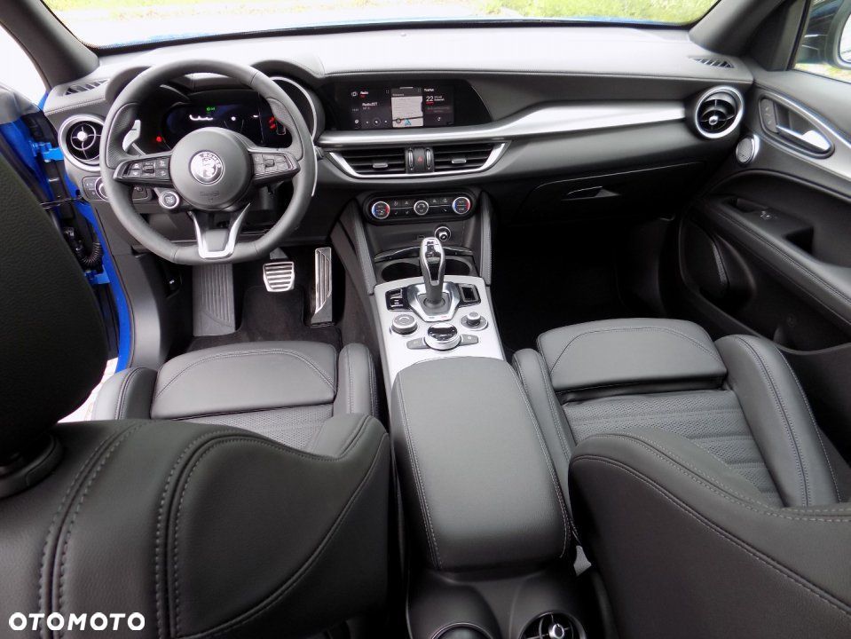 Alfa Romeo Stelvio - 19