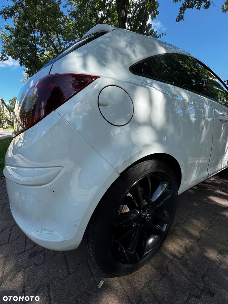 Opel Corsa 1.4 16V Sport - 12