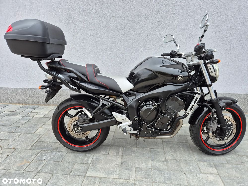 Yamaha FZ6 - 3