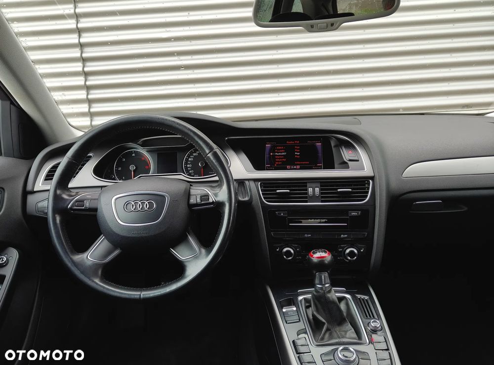 Audi A4 Avant 2.0 TDI DPF S line Sportpaket - 7