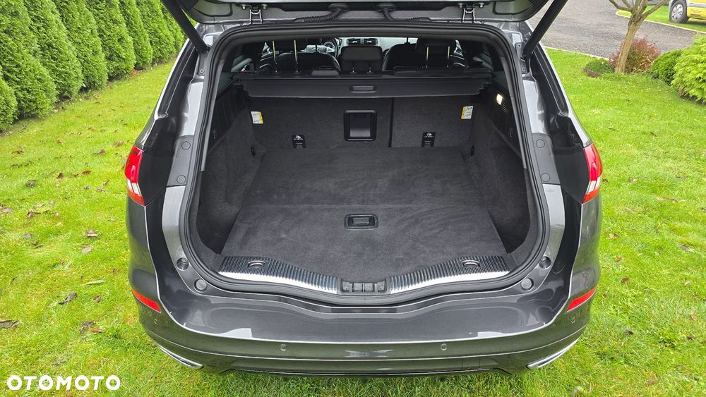 Ford Mondeo 2.0 EcoBlue ST-Line - 32