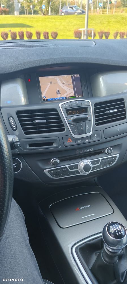 Renault Laguna 2.0 dCi GT ESM - 39