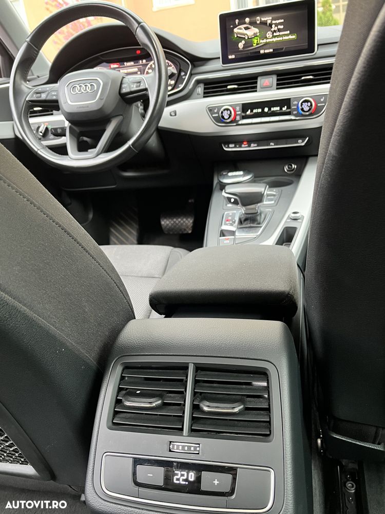 Audi A4 2.0 TDI quattro S tronic - 17