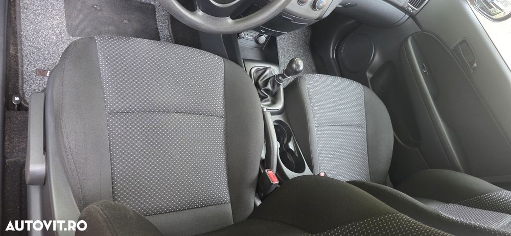 Hyundai i30 1.4 DOHC GLS COMFORT - 6