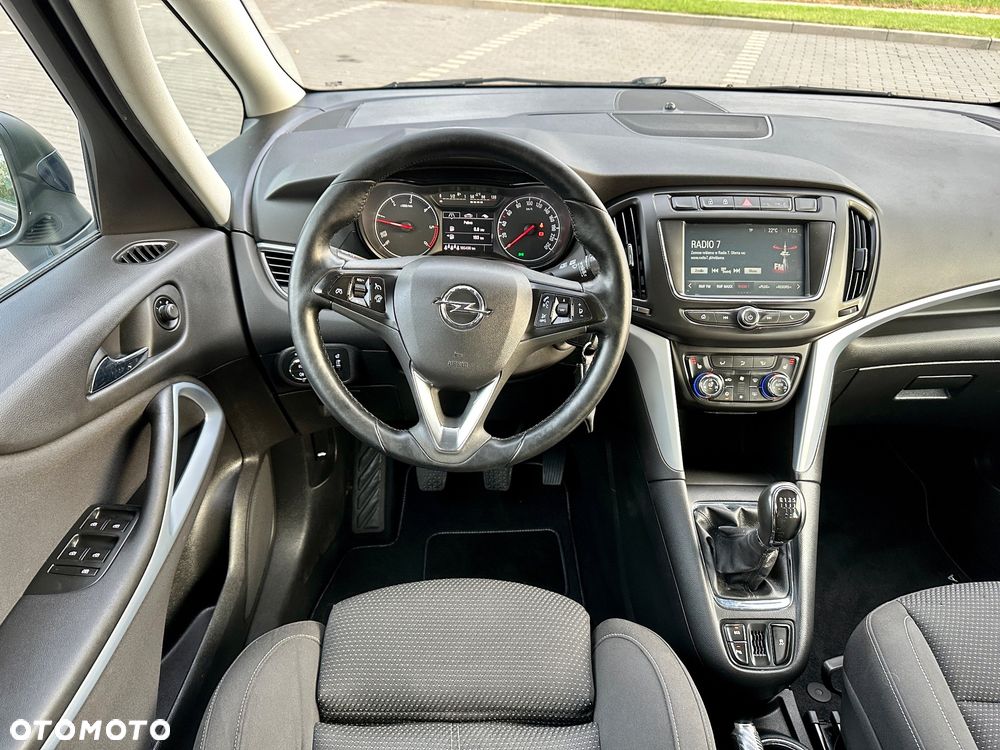 Opel Zafira 2.0 D (CDTI ecoFLEX) Start/Stop Innovation - 27