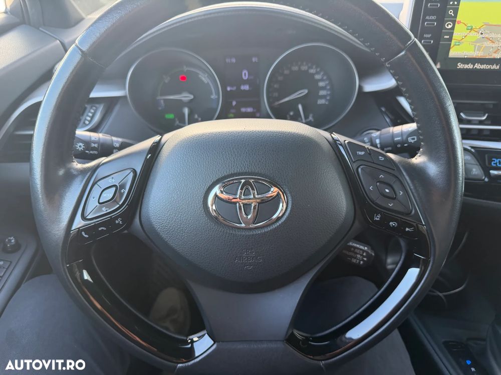 Toyota C-HR 1.8 HSD 122 CP 4x2 CVT Core - 12