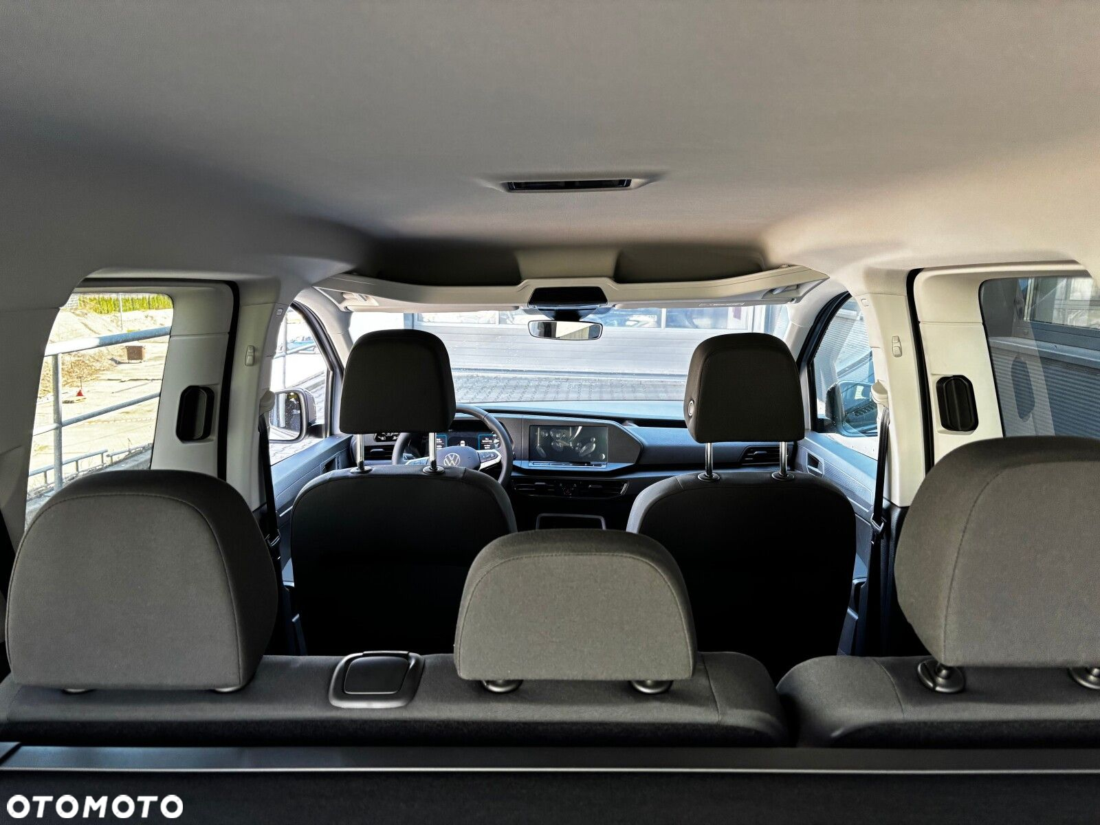 Volkswagen Caddy 2.0 TDI 102 KM 6-bm 5-miejsc - 18