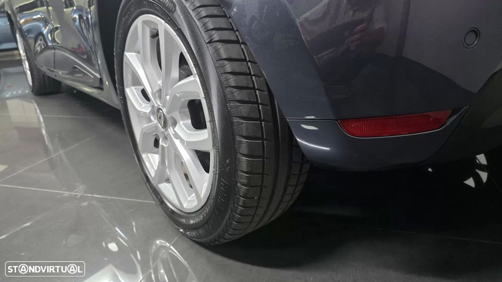 Renault Clio 0.9 TCE Luxe - 32