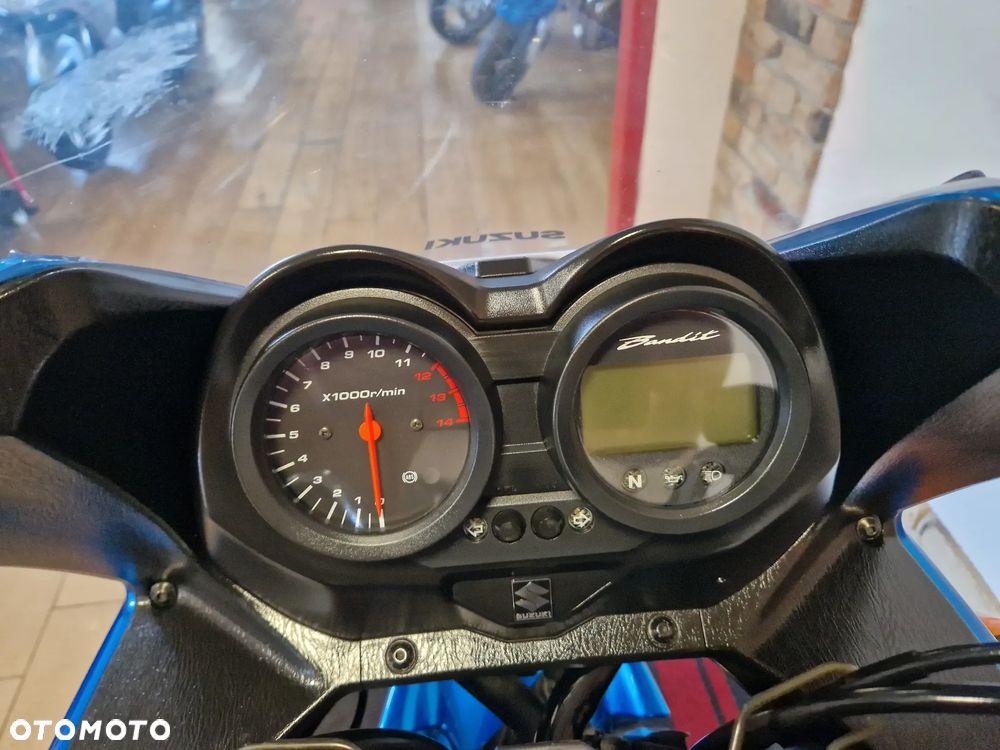 Suzuki Bandit - 11
