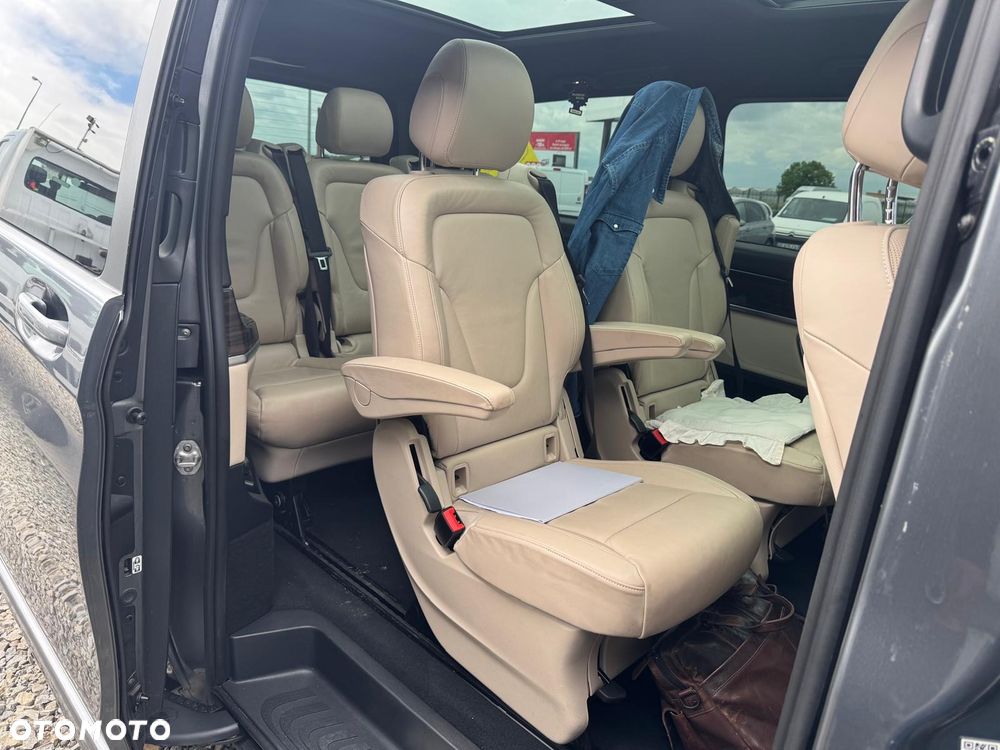 Mercedes-Benz Klasa V 300 d lang 9G-TRONIC Avantgarde Edition 2020 - 21