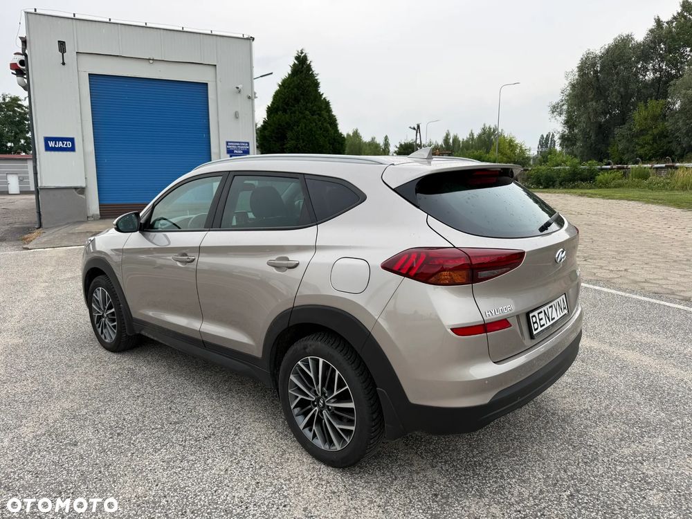 Hyundai Tucson blue 1.6 GDi 2WD Navi - 33