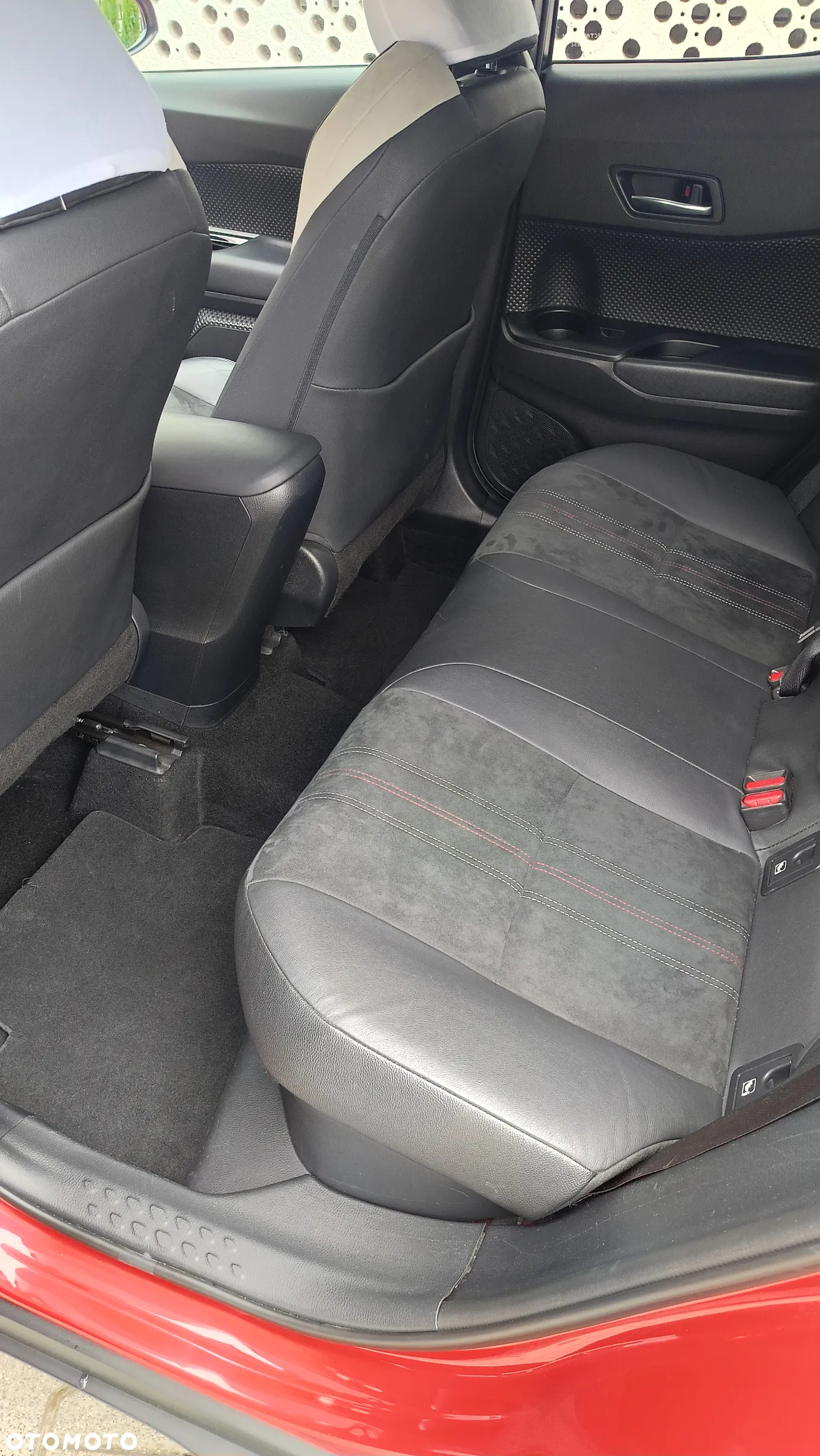 Toyota C-HR 2.0 Hybrid GR Sport - 10