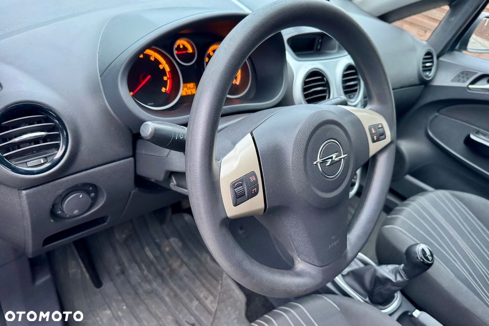 Opel Corsa 1.4 16V - 22