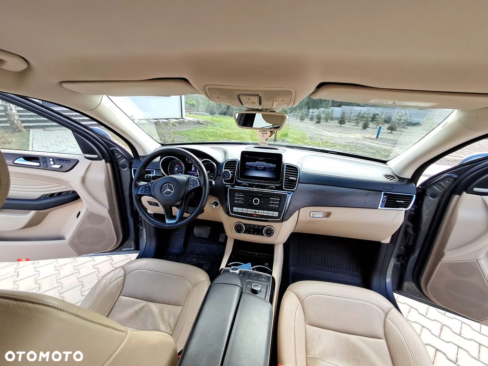 Mercedes-Benz GLE 350 d 4-Matic - 17