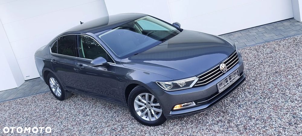 Volkswagen Passat 1.6 TDI BMT Comfortline - 39