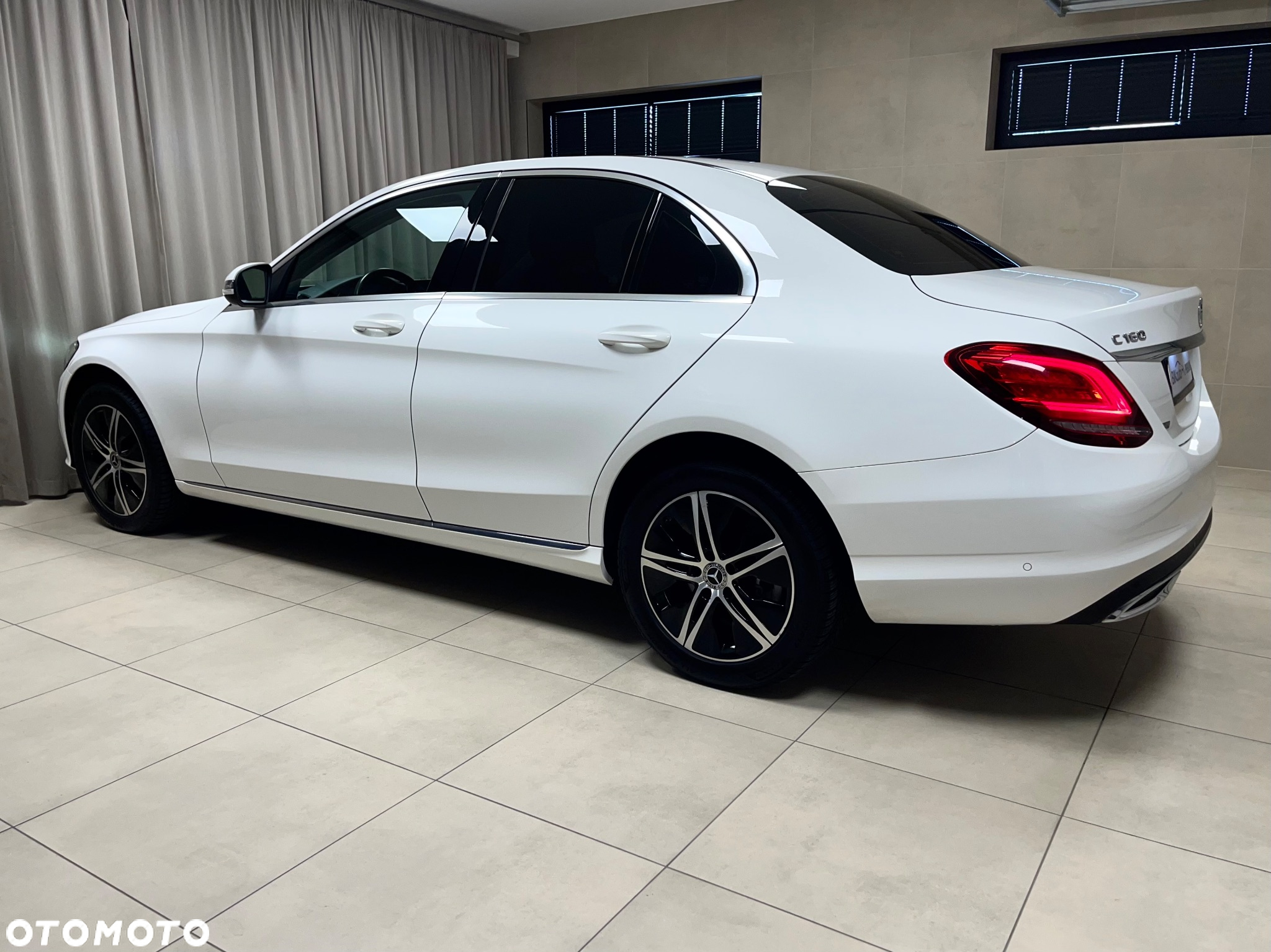 Mercedes-Benz Klasa C 160 9G-TRONIC - 33