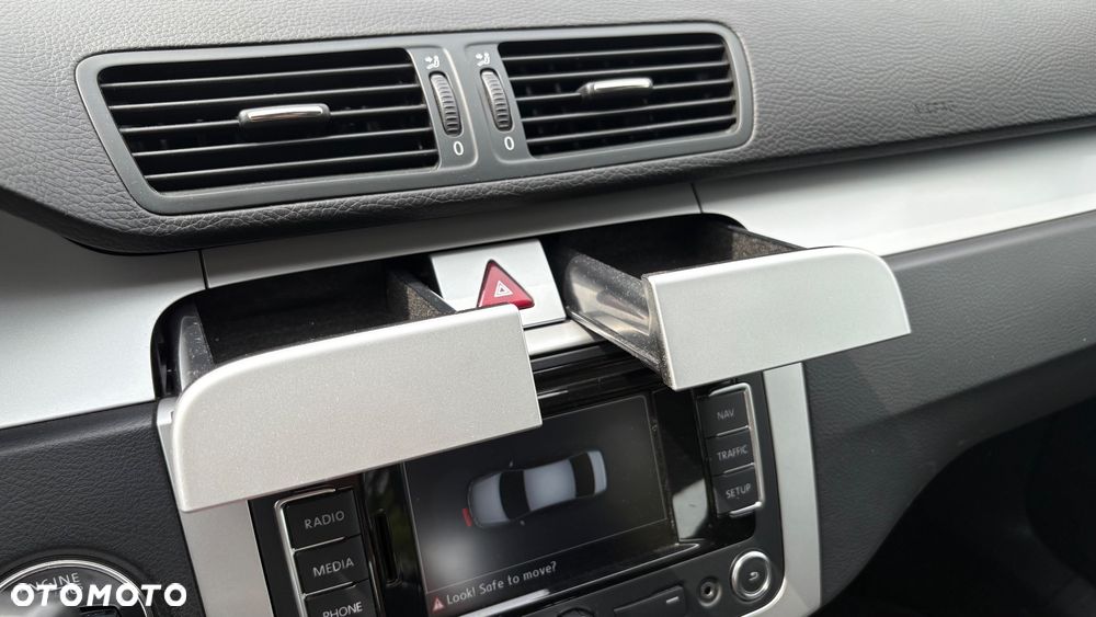 Volkswagen Passat 2.0 TDI Comfortline DSG - 39