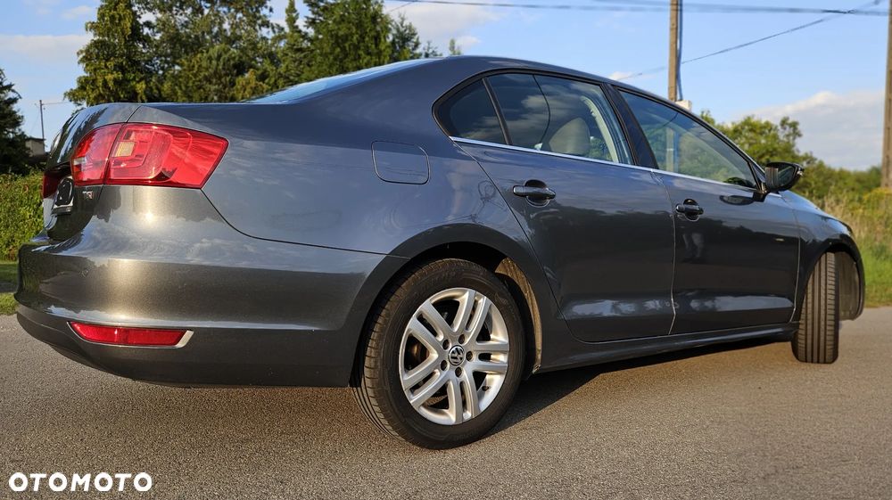 Volkswagen Jetta 1.4 TSI Highline - 6
