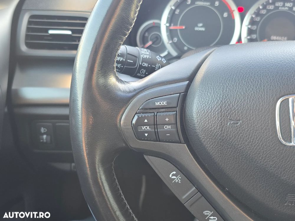 Honda Accord 2.2 i-DTEC MT Elegance - 8