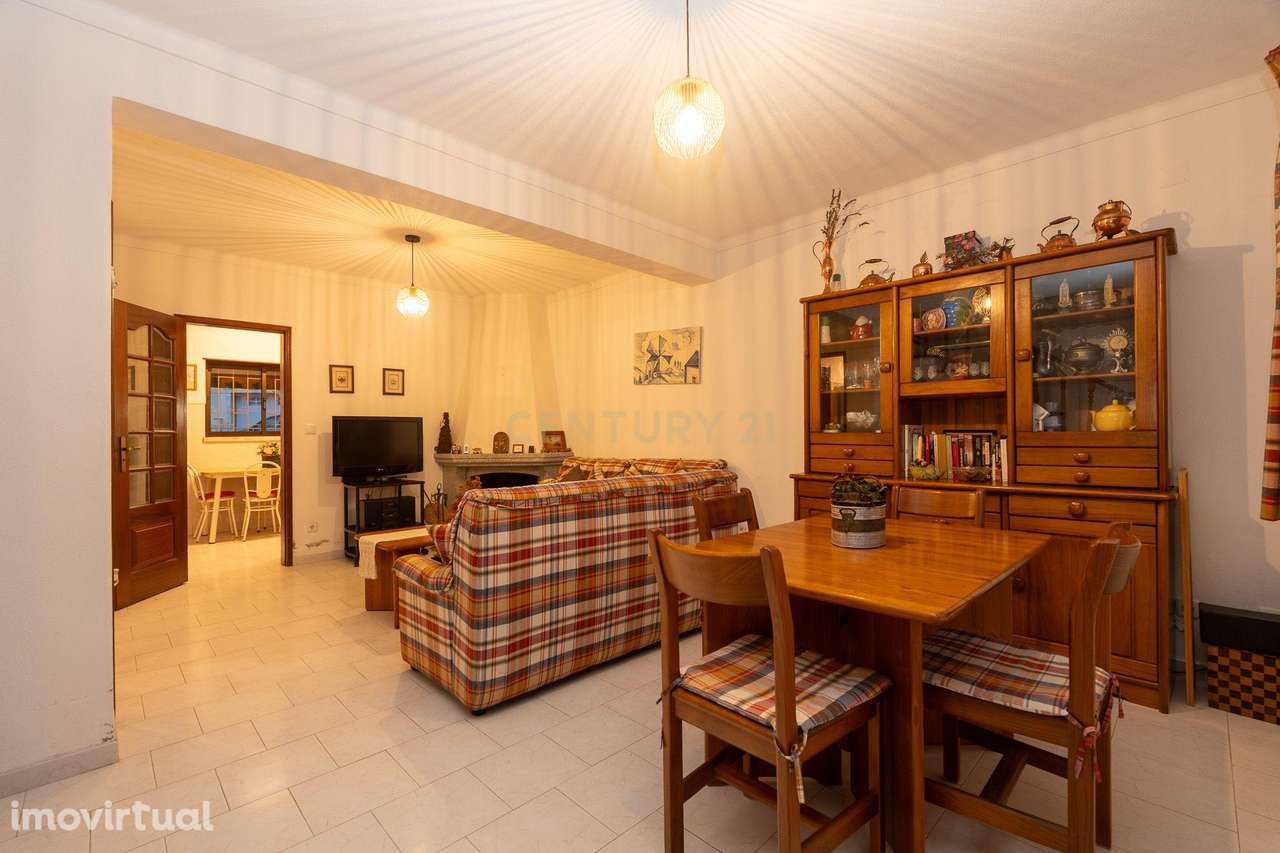 ** MORADIA T3+1 PERTO DA PRAIA DA AREIA BRANCA - LOURINHÃ** - Grande imagem: 2/32