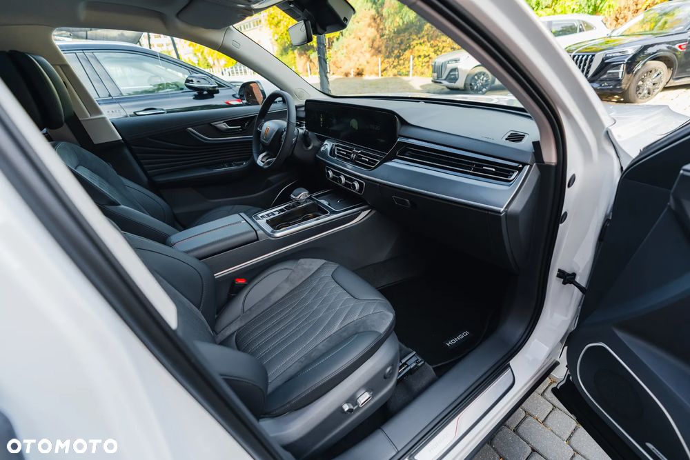 Hongqi HS5 2.0T Executive AWD - 26