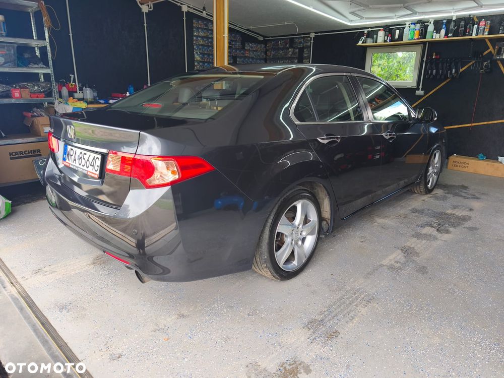 Honda Accord 2.0 Executive Navi - 4