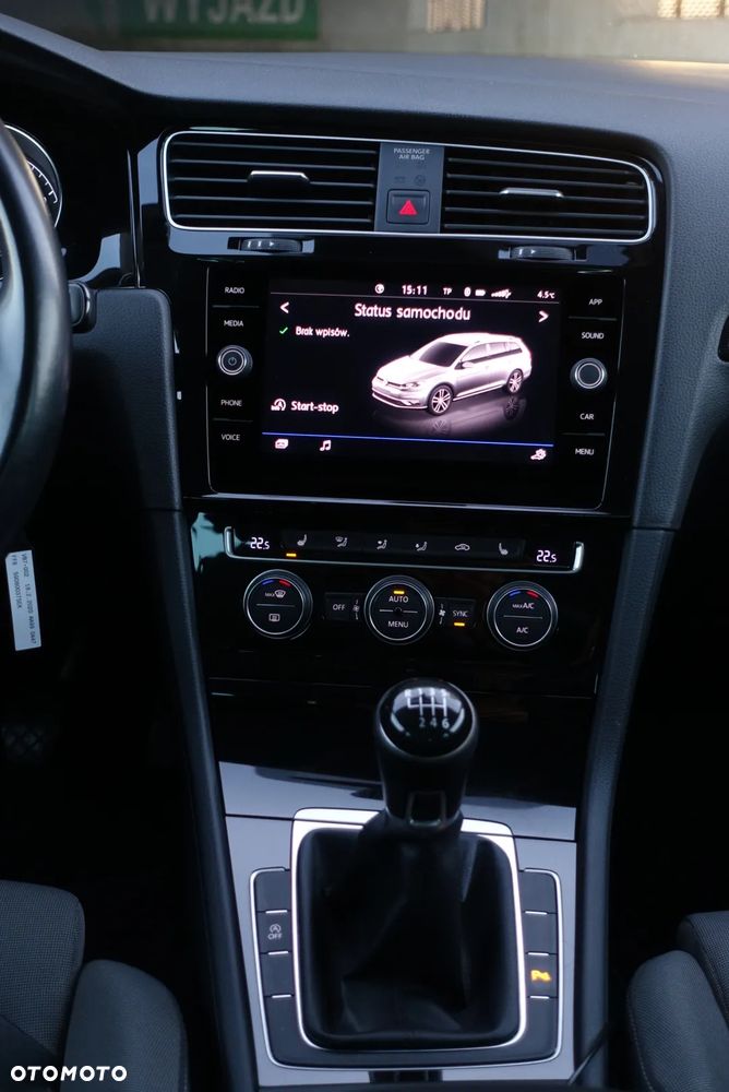 Volkswagen Golf Variant 1.5 TSI BMT Highline - 21