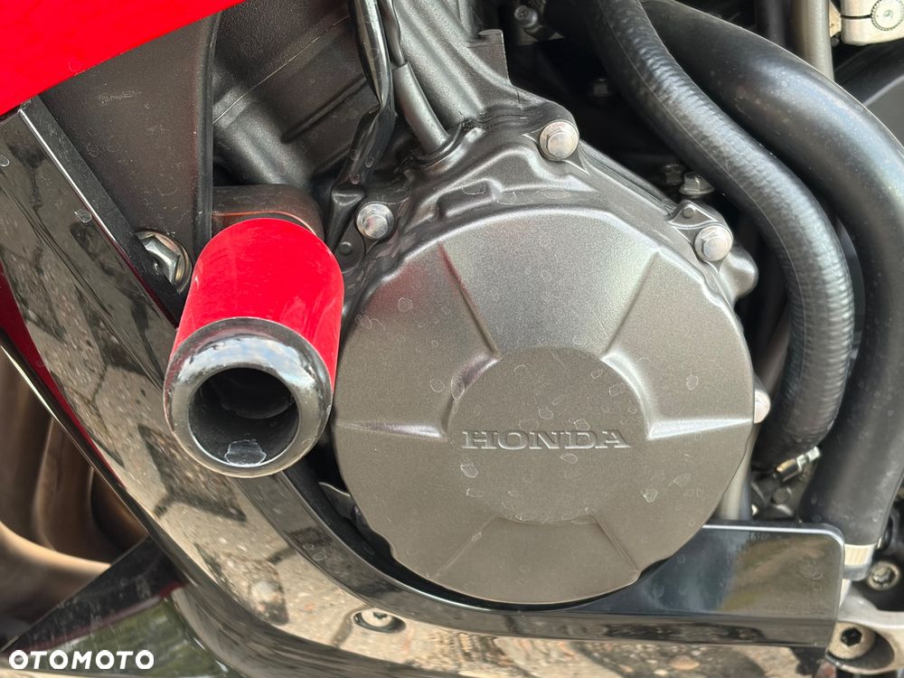 Honda CBR - 6