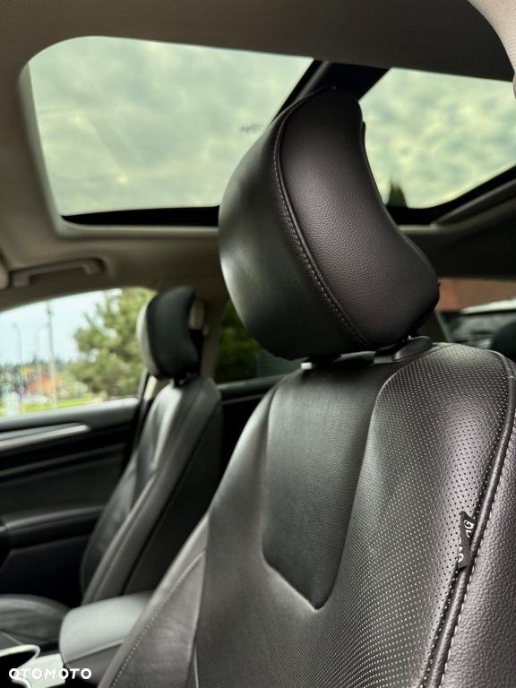 Ford Mondeo 2.0 TDCi ST-Line PowerShift - 29