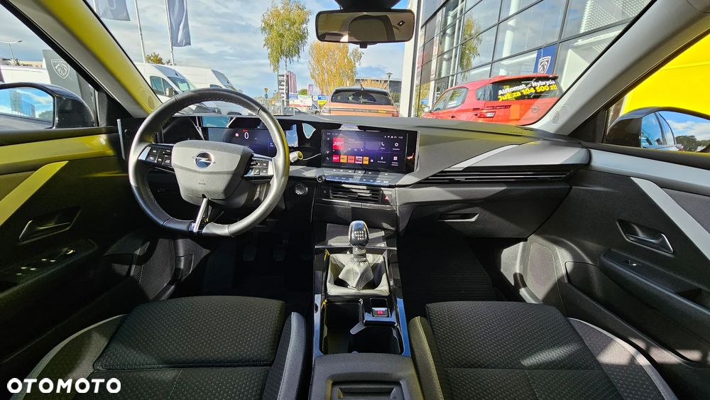 Opel Astra V 1.2 T Edition S&S - 8