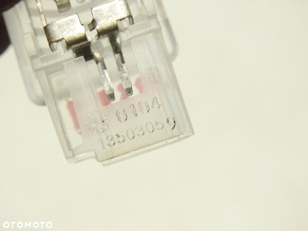 LAMPKA OŚWIETLENIE BAGAŻNIKA OPEL ASTRA J - 6