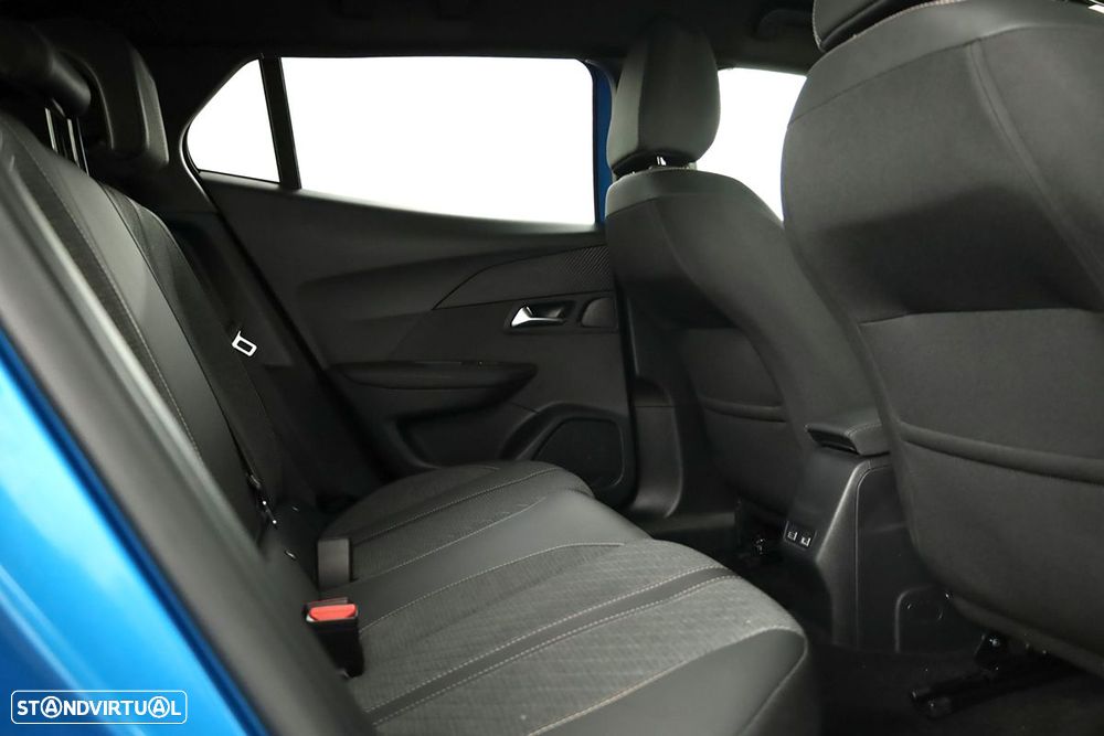 Peugeot 2008 1.2 PureTech Allure - 22