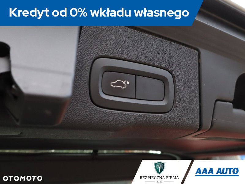 Volvo XC 60 - 24