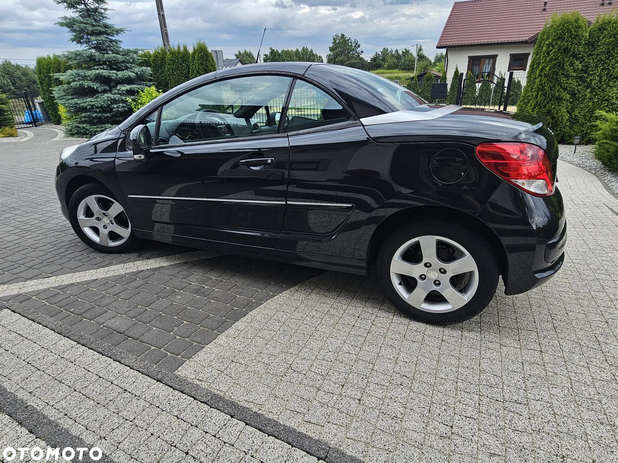Peugeot 207 - 13