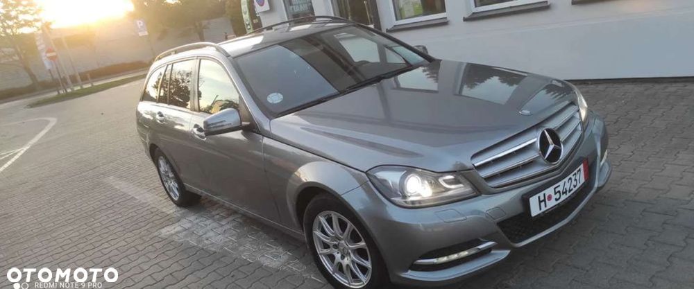 Mercedes-Benz Klasa C 200 CDI BlueEff Avantgarde - 35