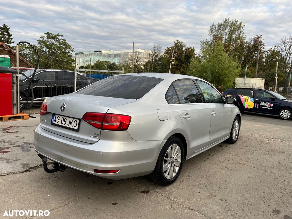 VOLKSWAGEN Jetta 2015 — imagine 17